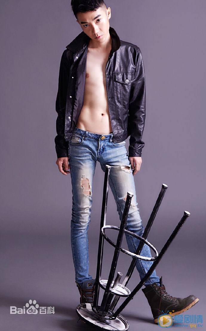 塔拉帅气写真 塔拉高清写真_塔拉高清剧照