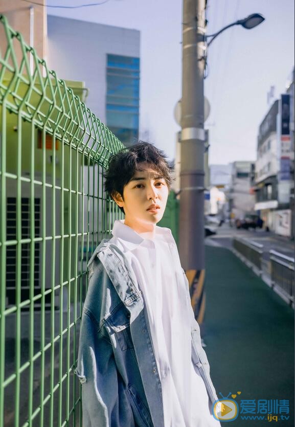 戴景耀阳光写真 戴景耀高清写真_戴景耀高清剧照