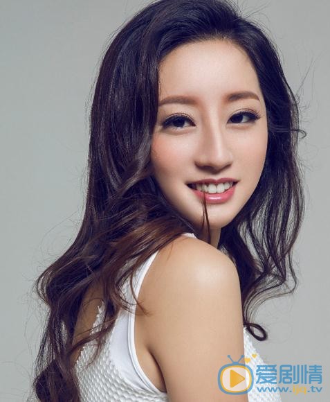 王者心气质写真 王者心高清写真_王者心高清剧照