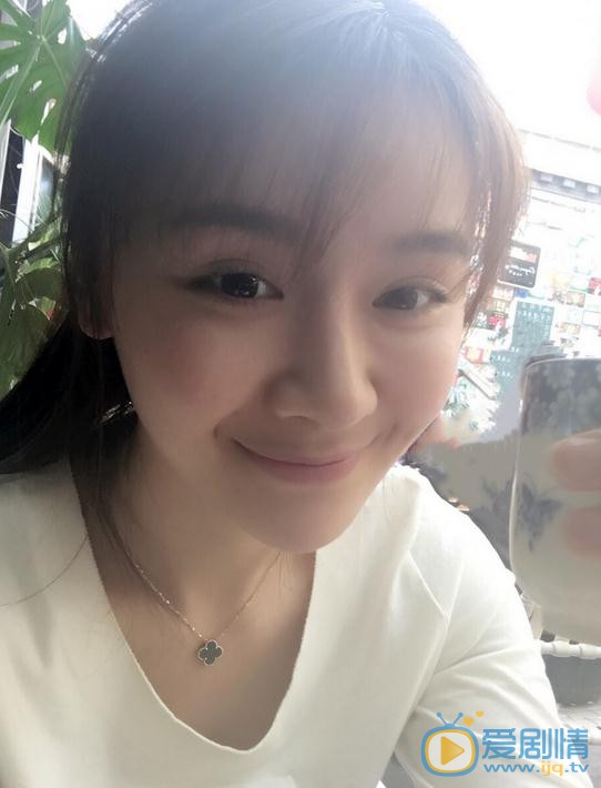 梅俪儿生活照 梅俪儿高清写真_梅俪儿高清剧照