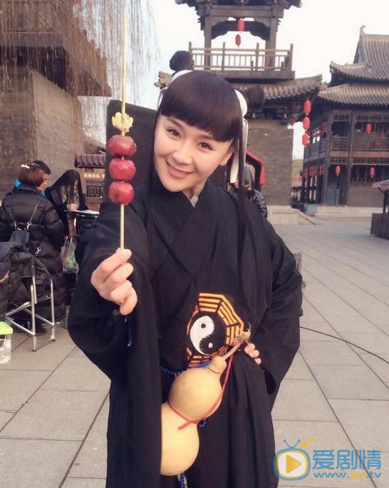 梅俪儿片场照 梅俪儿高清写真_梅俪儿高清剧照