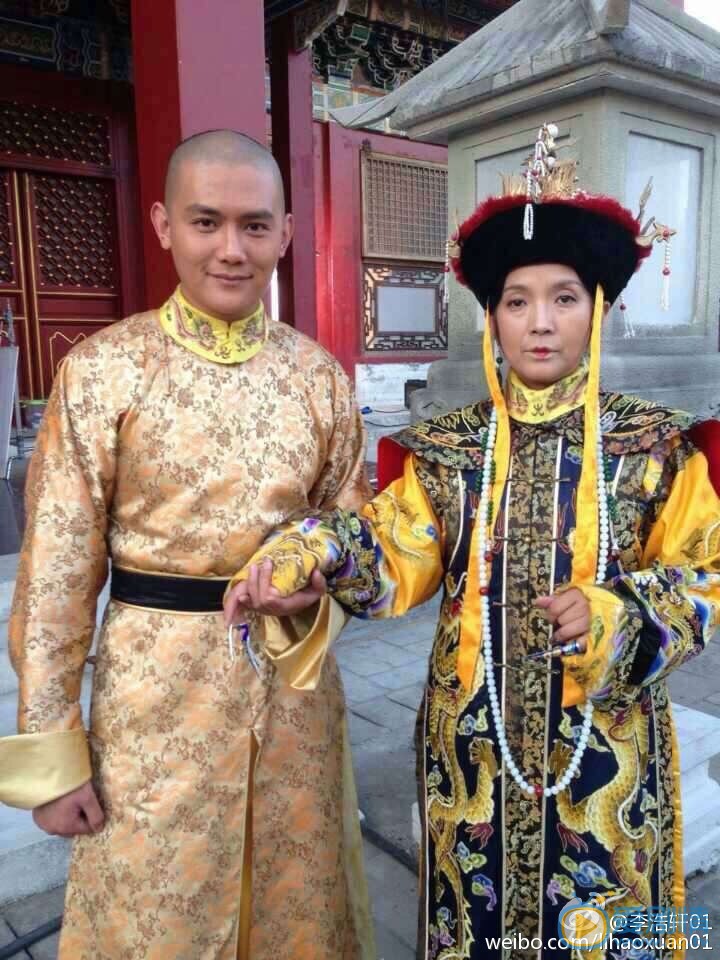 李浩轩片场照 李浩轩高清写真_李浩轩高清剧照