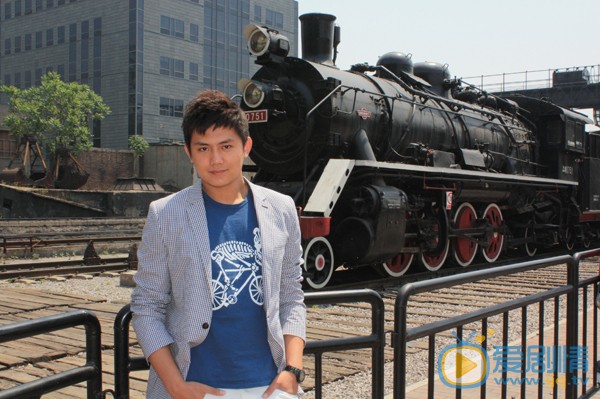 李浩轩早期青涩写真 李浩轩高清写真_李浩轩高清剧照