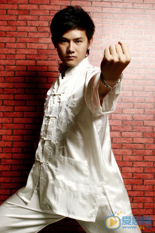 李浩轩早期青涩写真 李浩轩高清写真_李浩轩高清剧照