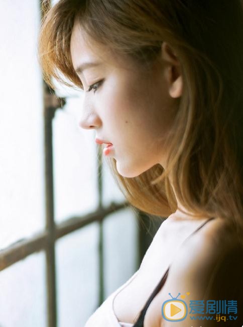 李沐晨性感写真 李沐晨高清写真_李沐晨高清剧照