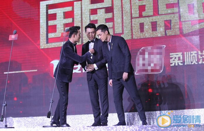 靳东红毯秀 靳东高清写真_靳东高清剧照