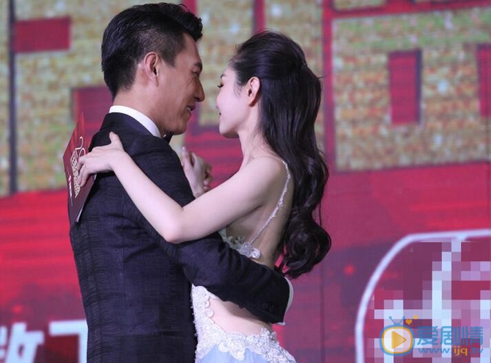 靳东红毯秀 靳东高清写真_靳东高清剧照