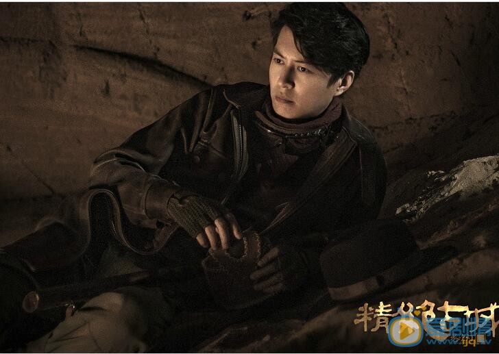 靳东《鬼吹灯之精绝古城》剧照 靳东高清写真_靳东高清剧照