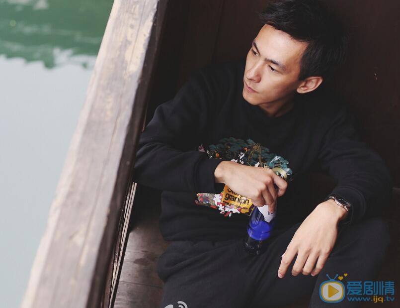 向皓时尚写真 向皓高清写真_向皓高清剧照