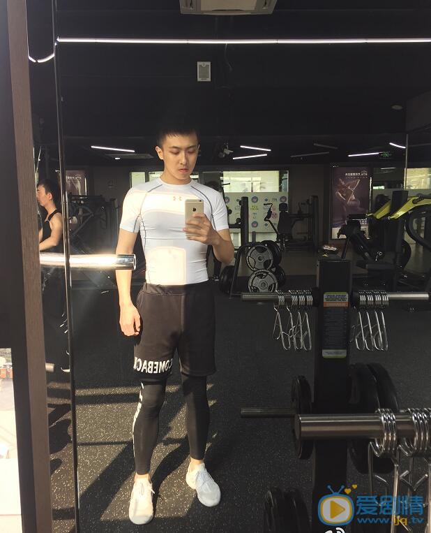 李政阳生活照 李政阳高清写真_李政阳高清剧照