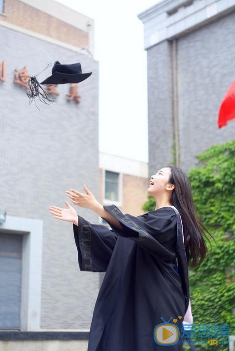 翟艺舒毕业照 翟艺舒高清写真_翟艺舒高清剧照