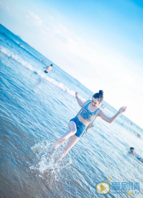 翟艺舒海边写真 翟艺舒高清写真_翟艺舒高清剧照