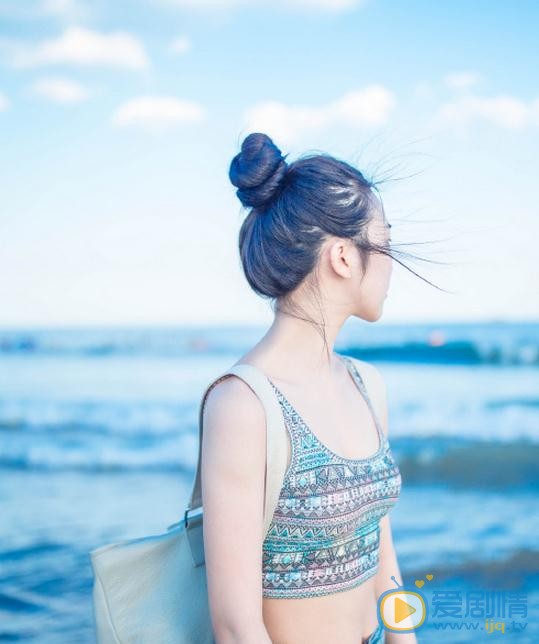 翟艺舒海边写真 翟艺舒高清写真_翟艺舒高清剧照