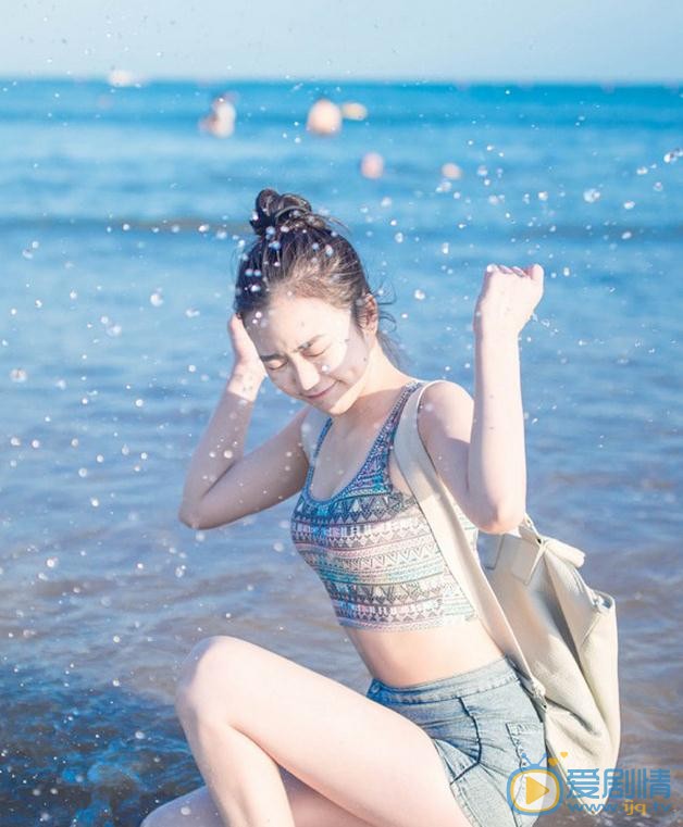 翟艺舒海边写真 翟艺舒高清写真_翟艺舒高清剧照