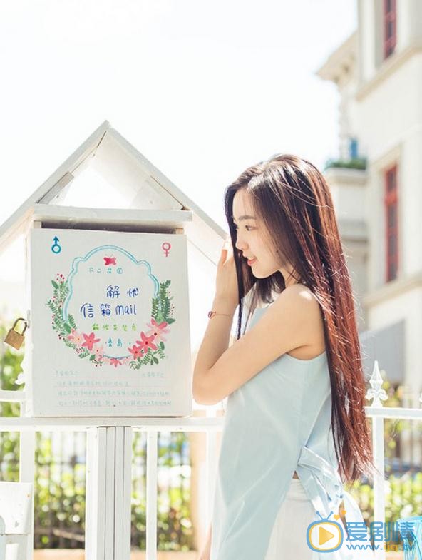 翟艺舒蓝色童话写真 翟艺舒高清写真_翟艺舒高清剧照