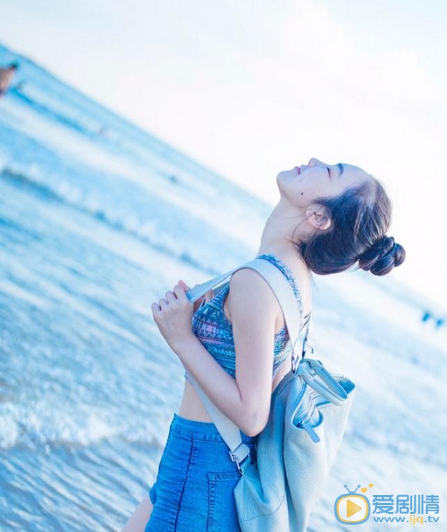 翟艺舒海边写真 翟艺舒高清写真_翟艺舒高清剧照