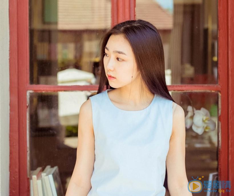 翟艺舒蓝色童话写真 翟艺舒高清写真_翟艺舒高清剧照