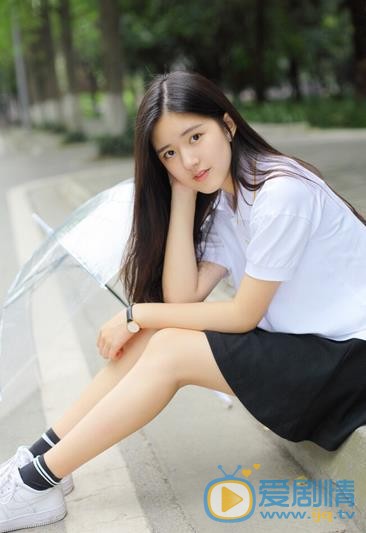 赵露思学生写真 赵露思高清写真_赵露思高清剧照