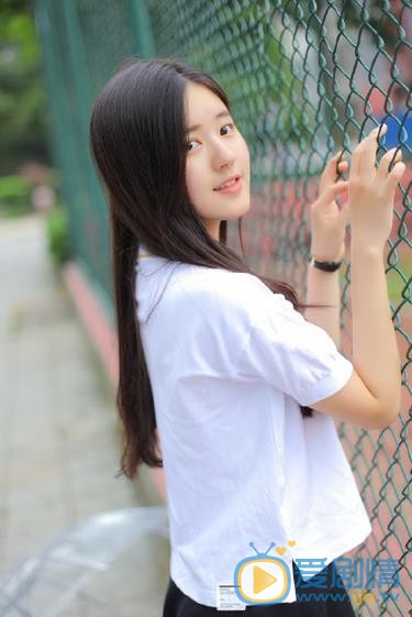 赵露思学生写真 赵露思高清写真_赵露思高清剧照