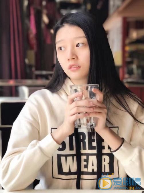 李嘉慧春色写真 李嘉慧高清写真_李嘉慧高清剧照