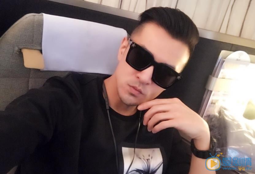 张佑天生活照 张佑天高清写真_张佑天高清剧照
