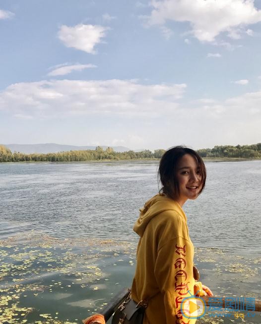靳梦佳生活照 靳梦佳高清写真_靳梦佳高清剧照
