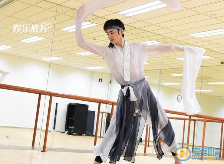 李东阳情人节写真 李东阳高清写真_李东阳高清剧照