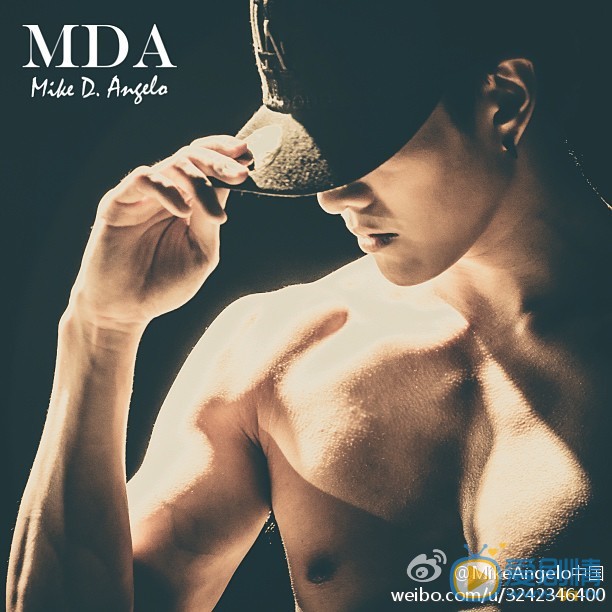 mike半裸肌肉照 mike高清写真_mike高清剧照