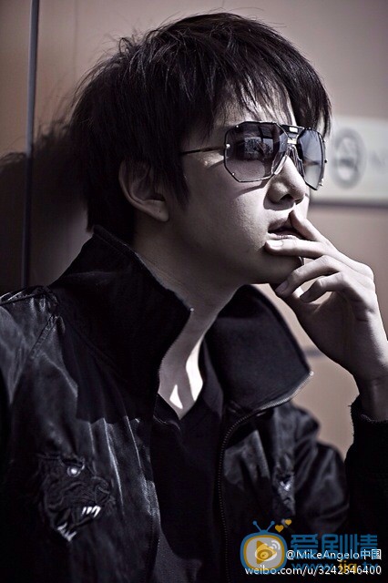 mike时尚街拍 mike高清写真_mike高清剧照