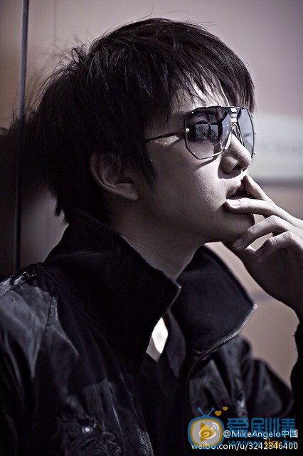 mike时尚街拍 mike高清写真_mike高清剧照