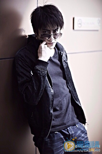 mike时尚街拍 mike高清写真_mike高清剧照