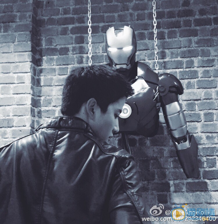 mike黑白写真 mike高清写真_mike高清剧照