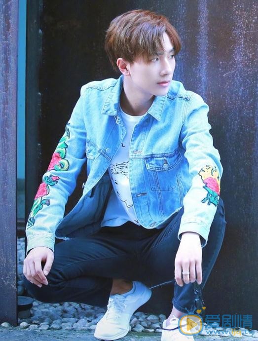 李宏毅清新写真 李宏毅高清写真_李宏毅高清剧照