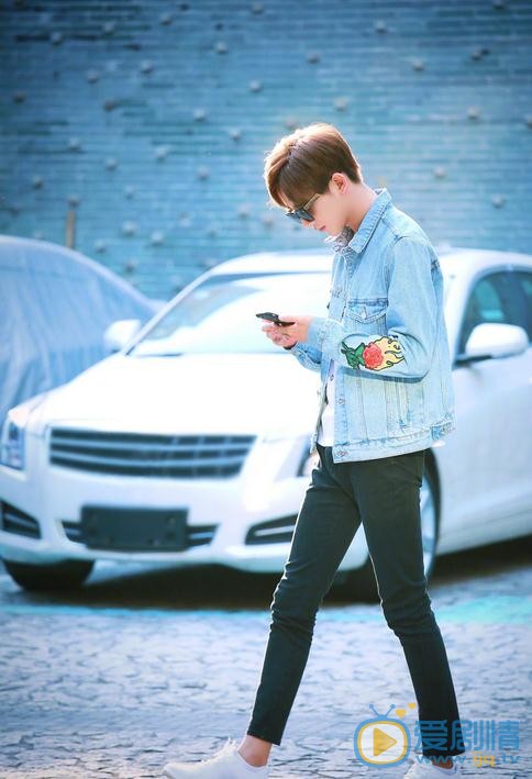李宏毅清新写真 李宏毅高清写真_李宏毅高清剧照