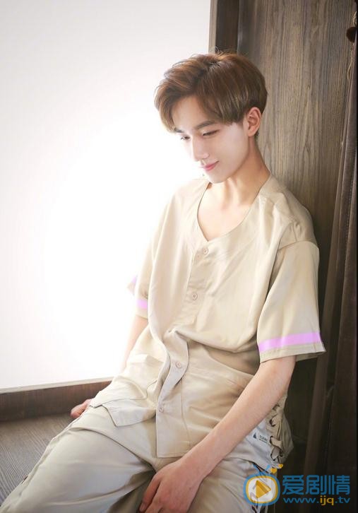 李宏毅时尚写真 李宏毅高清写真_李宏毅高清剧照