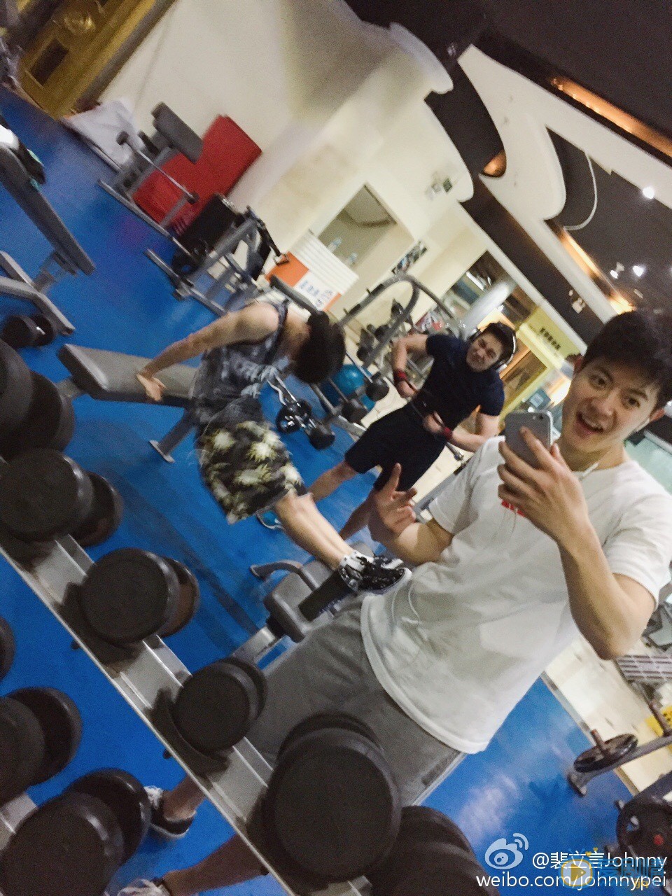 裴立言运动健身照 裴立言高清写真_裴立言高清剧照