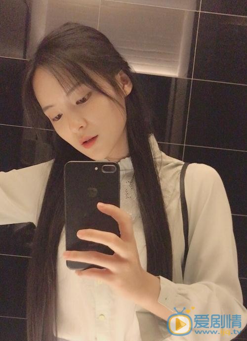 张晓唯生活照 张晓唯高清写真_张晓唯高清剧照