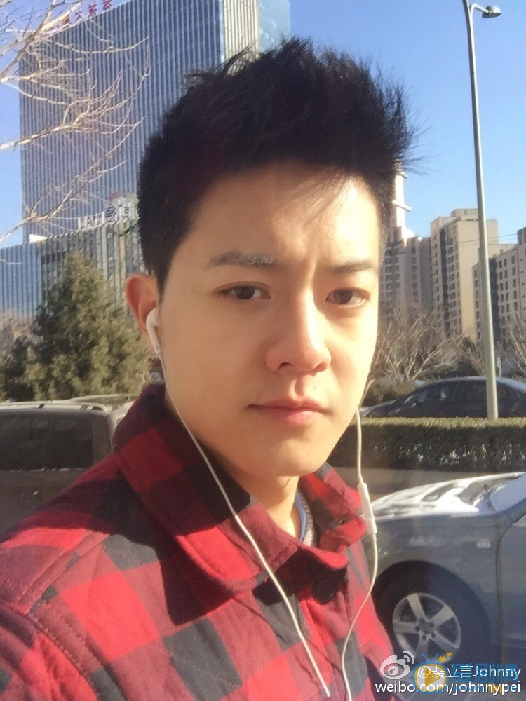 王子咖啡店陈海深扮演者裴立言生活照欣赏