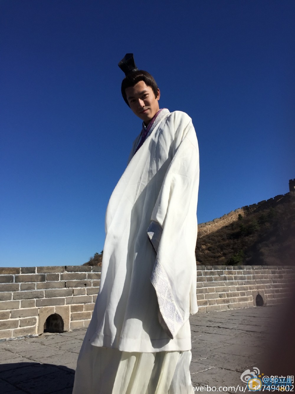 邬立朋片场照 邬立朋高清写真_邬立朋高清剧照