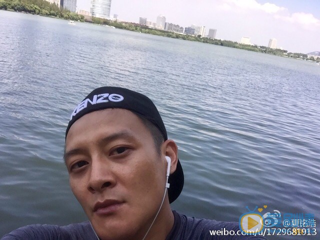 夏铭浩生活照 夏铭浩高清写真_夏铭浩高清剧照