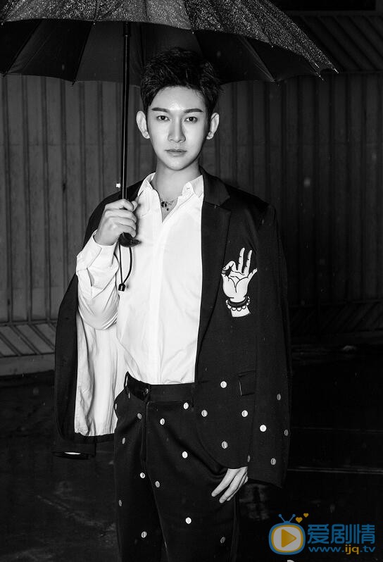 郭鑫绅士写真 郭鑫高清写真_郭鑫高清剧照