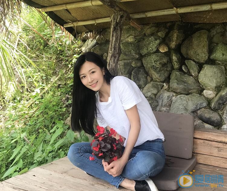 杨安琪生活照 杨安琪高清写真_杨安琪高清剧照
