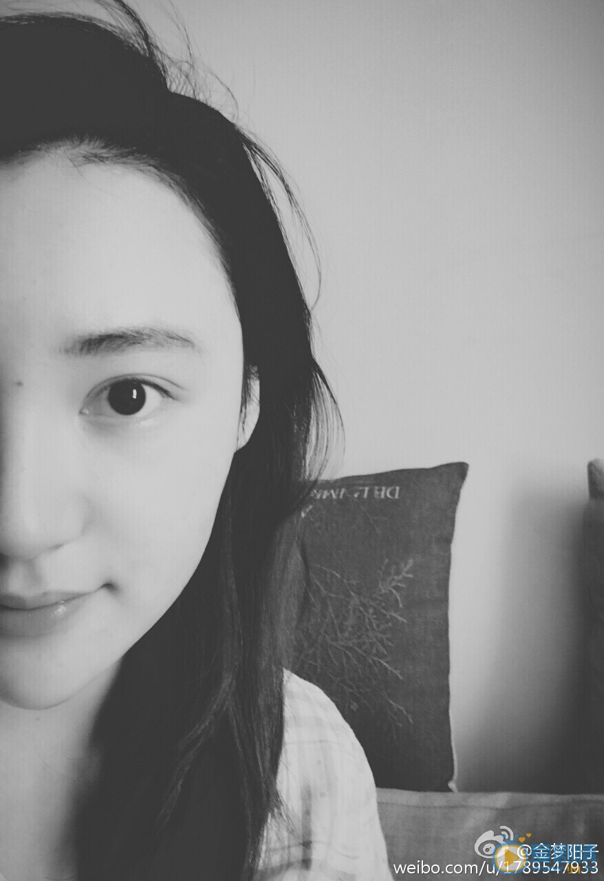 金梦阳子生活照 金梦阳子高清写真_金梦阳子高清剧照
