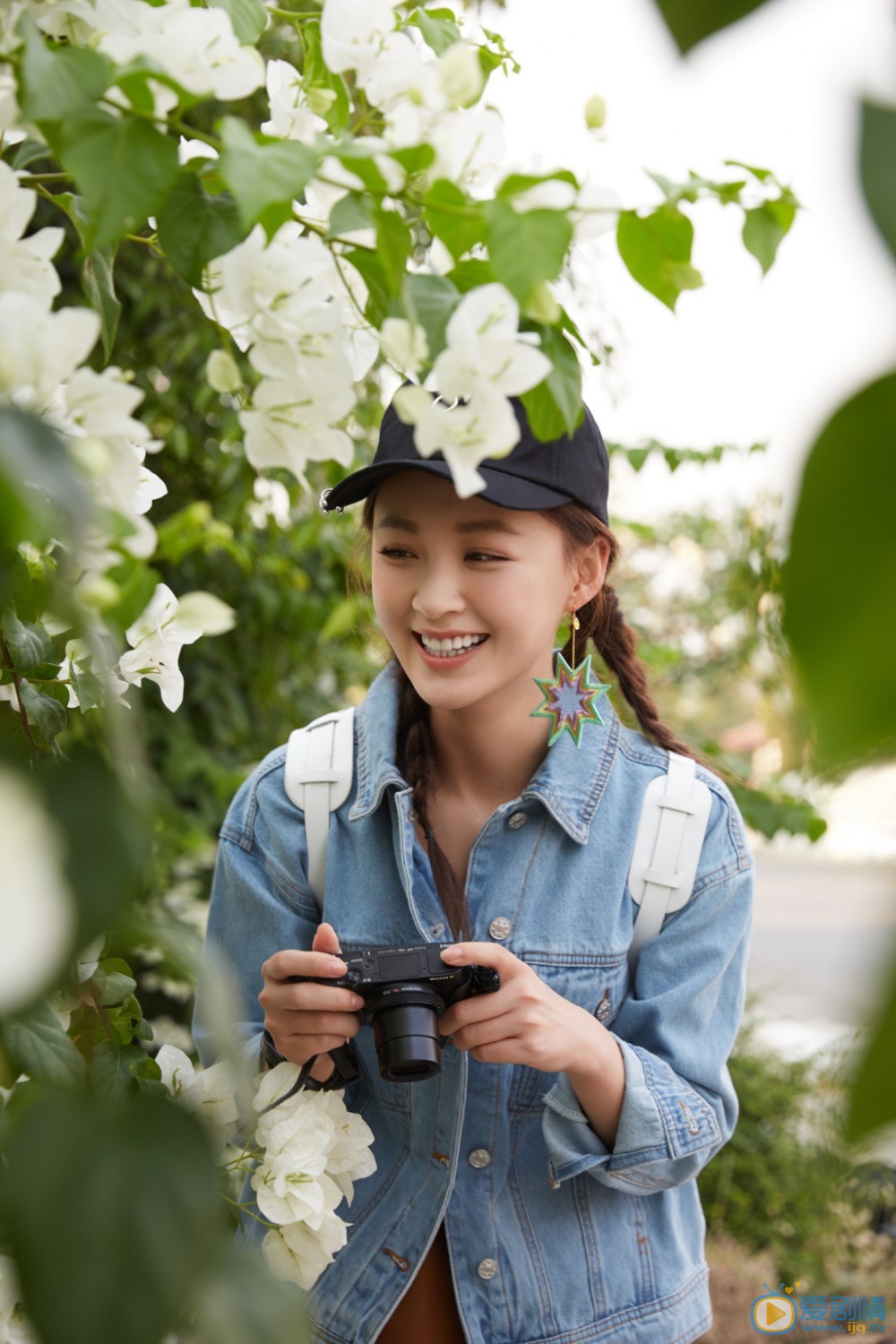 毛林林街拍照 毛林林高清写真_毛林林高清剧照