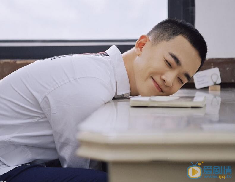 丁冠森写真 丁冠森高清写真_丁冠森高清剧照