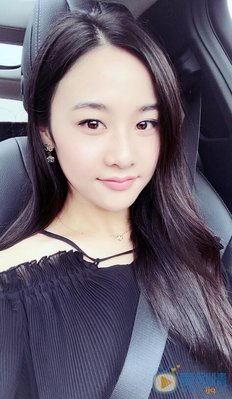 许龄方素颜照 许龄方高清写真_许龄方高清剧照