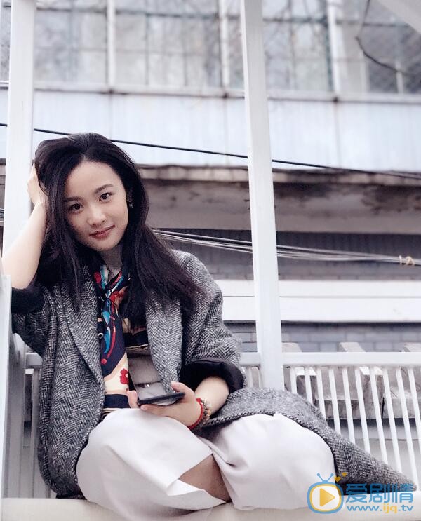 许龄方素颜照 许龄方高清写真_许龄方高清剧照