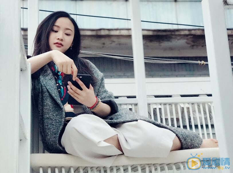 许龄方素颜照 许龄方高清写真_许龄方高清剧照