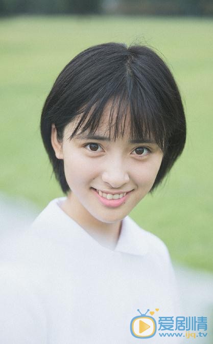沈月制服写真 沈月高清写真_沈月高清剧照