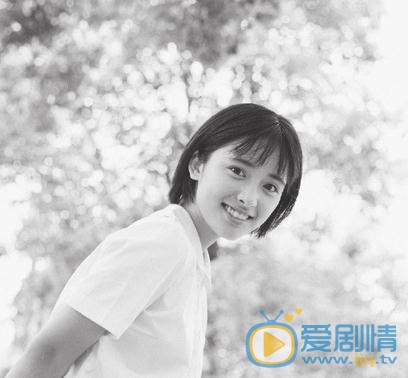 沈月制服写真 沈月高清写真_沈月高清剧照